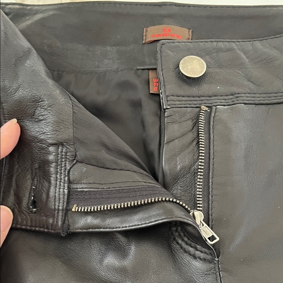 Danier Women's Black Leather Jean style buttery soft Pants fully lined - Picture 13 of 16